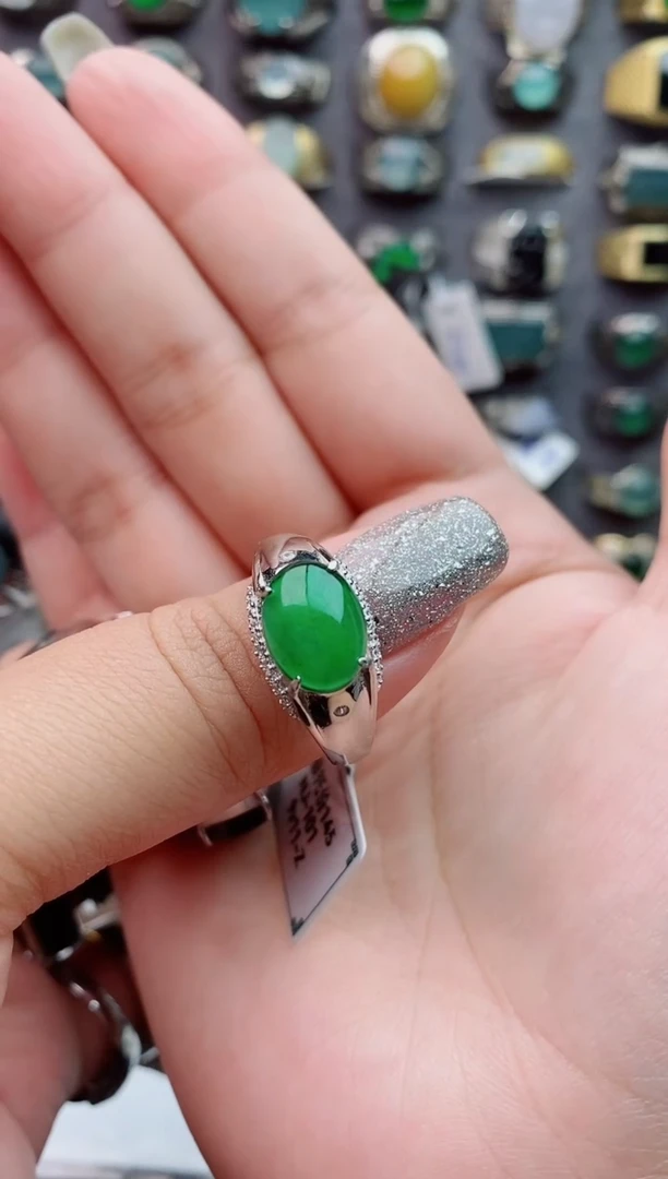 银S925镶嵌戒指翡翠让****)天然翡翠男戒