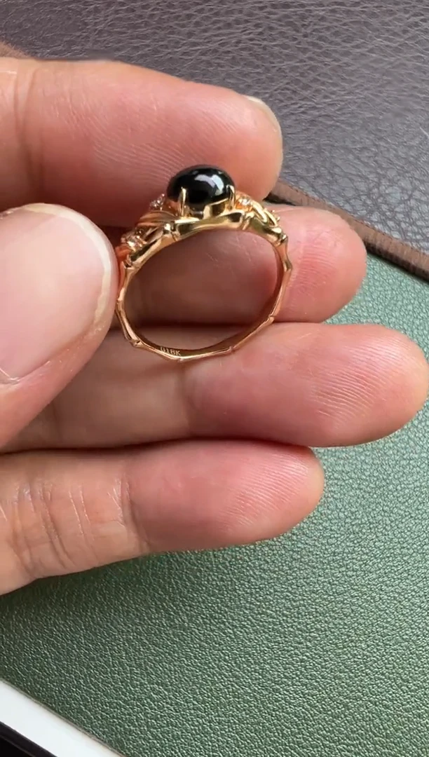 颈饰18K金镶嵌翡翠翡翠颈饰