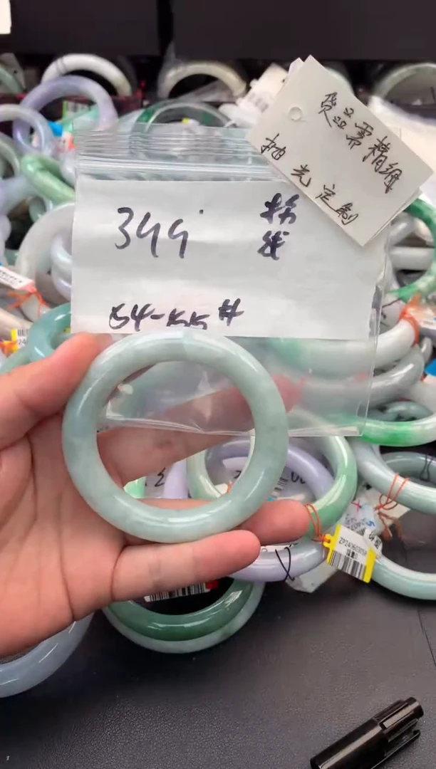 【闪购商品】定制翡翠未镶嵌毛货需精细抛光+多人