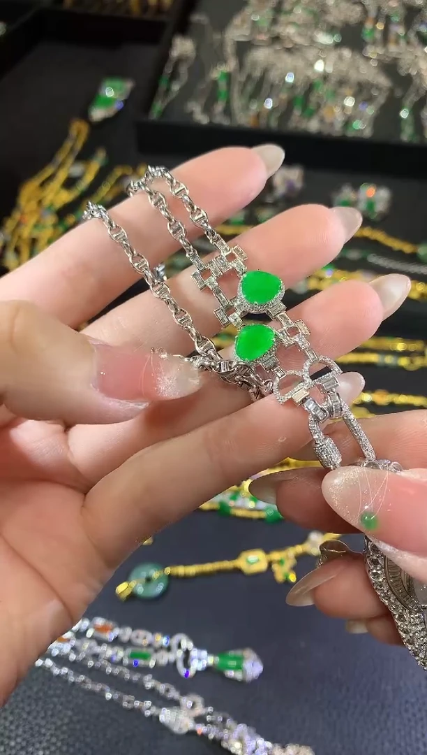 翡翠18K金镶嵌颈饰145-套链