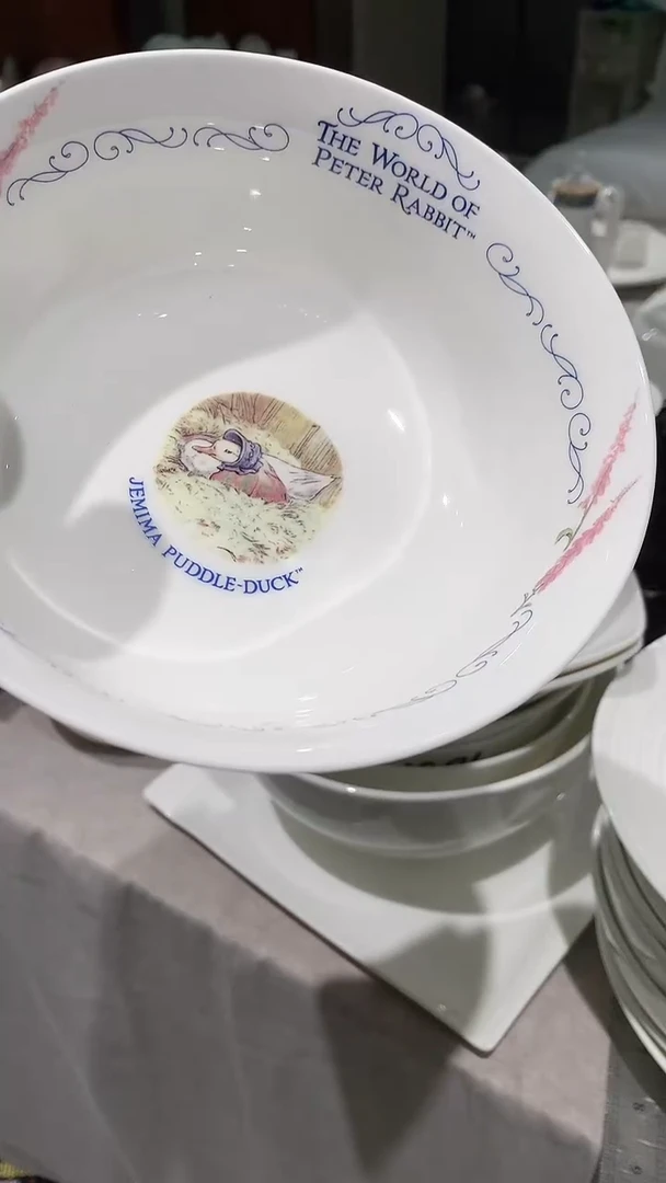 陶瓷2个花碗隆达