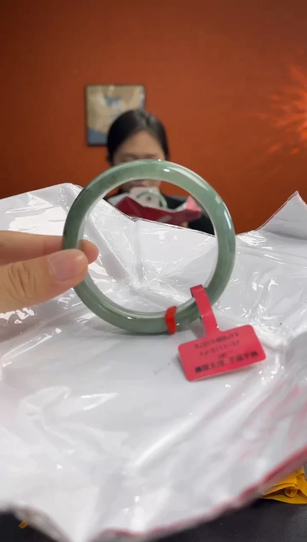 未镶嵌手镯翡翠11