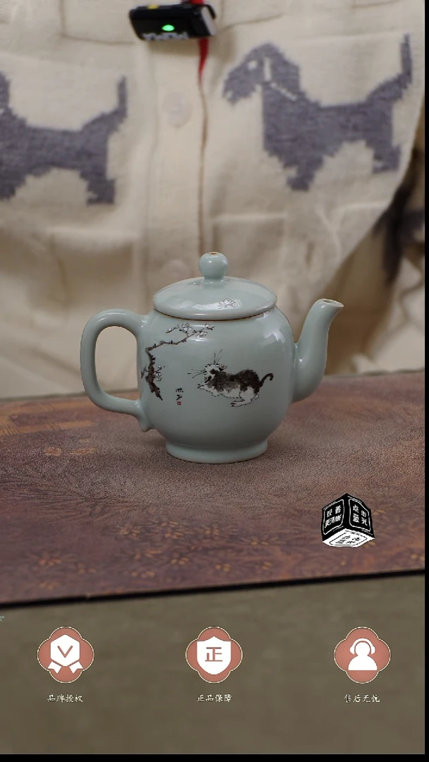 瓷片宫灯壶 釉上彩绘 省工美郗奎奎