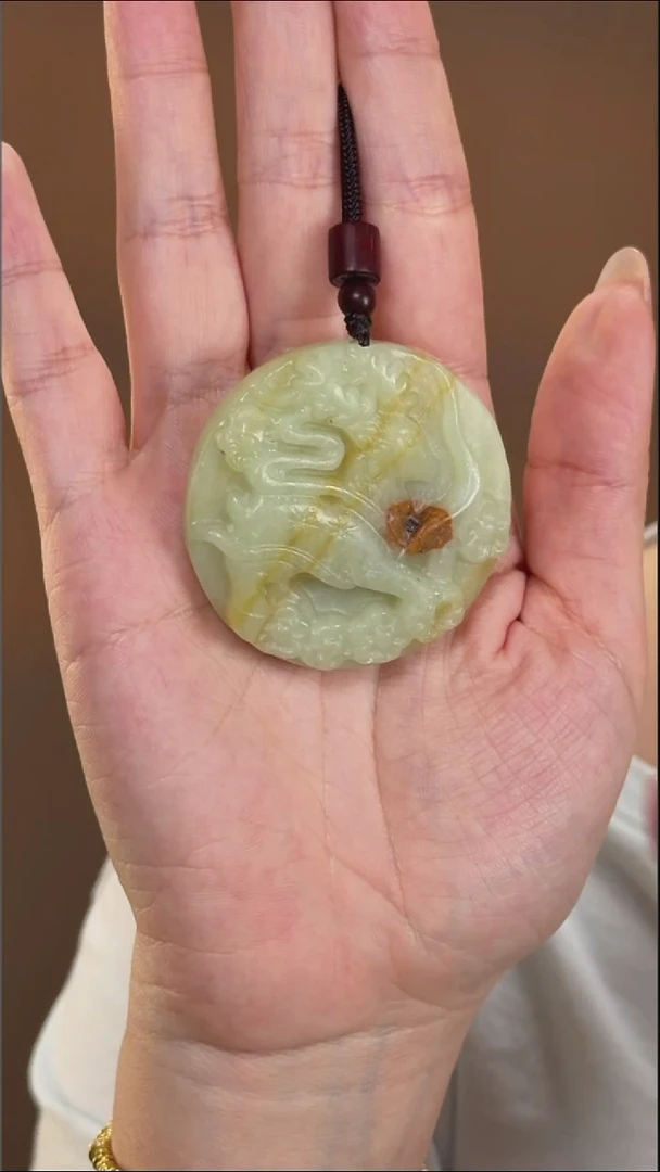 未镶嵌蛇纹石玉颈饰多样性发货