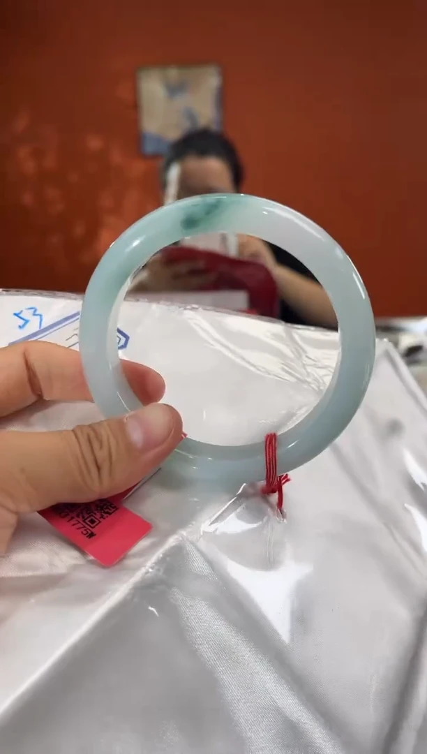 未镶嵌手镯翡翠翡翠手镯 61
