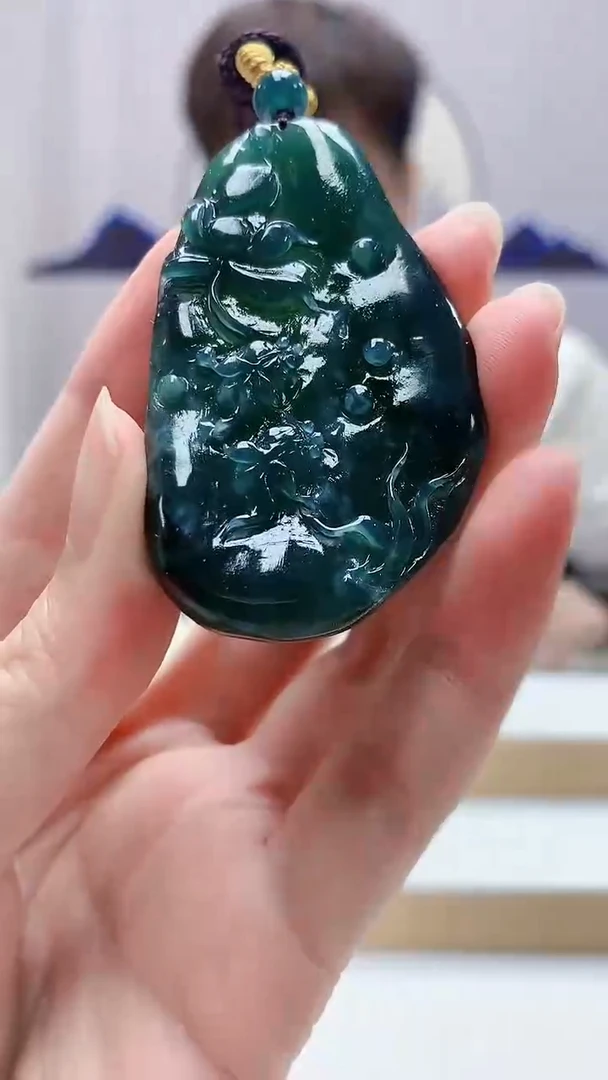 未镶嵌定制翡翠4868zm-毛货挂件荷叶鱼91