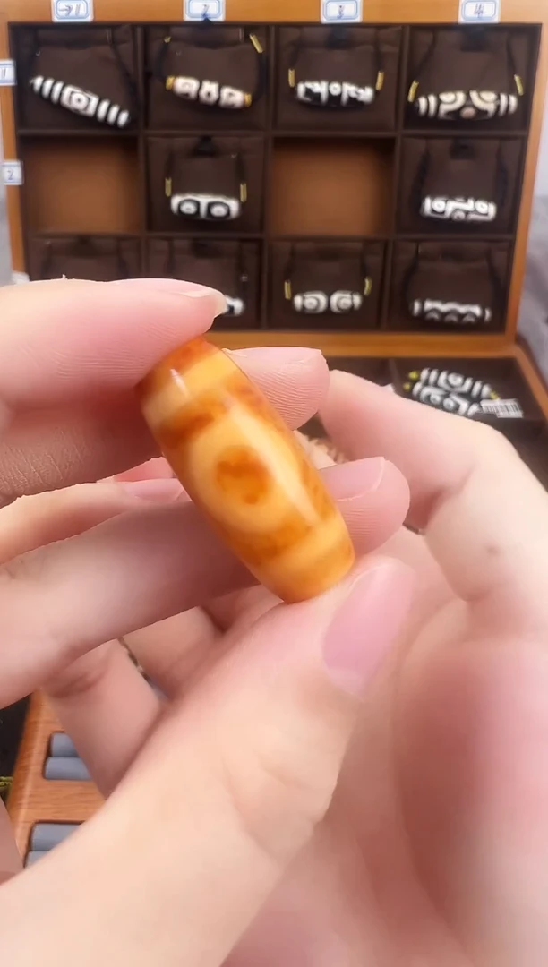 玛瑙/玉髓（覆膜）颈饰未镶嵌155（微瑕）