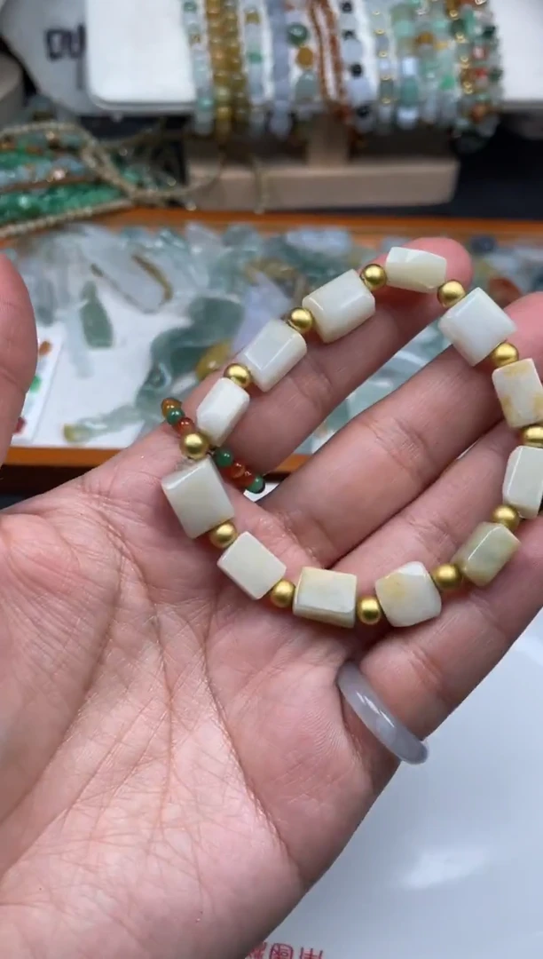 配石翡翠天然翡翠16