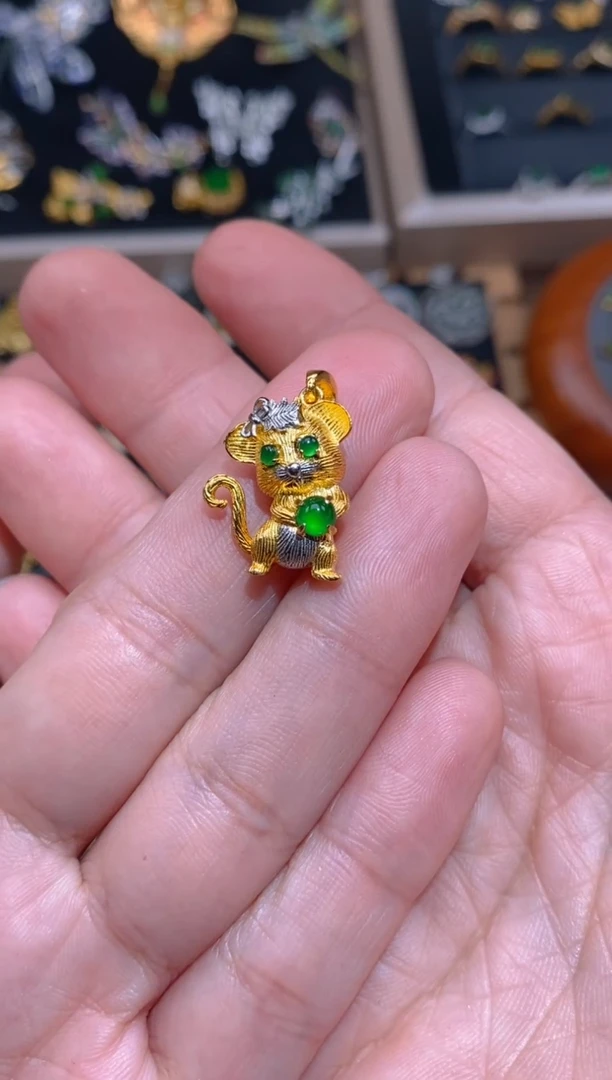 【闪购商品】翡翠颈饰银S925镶嵌老鼠