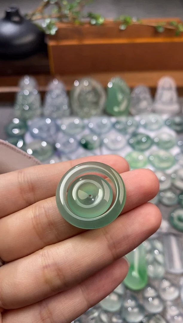 吊坠(不含链)未镶嵌翡翠戒圈