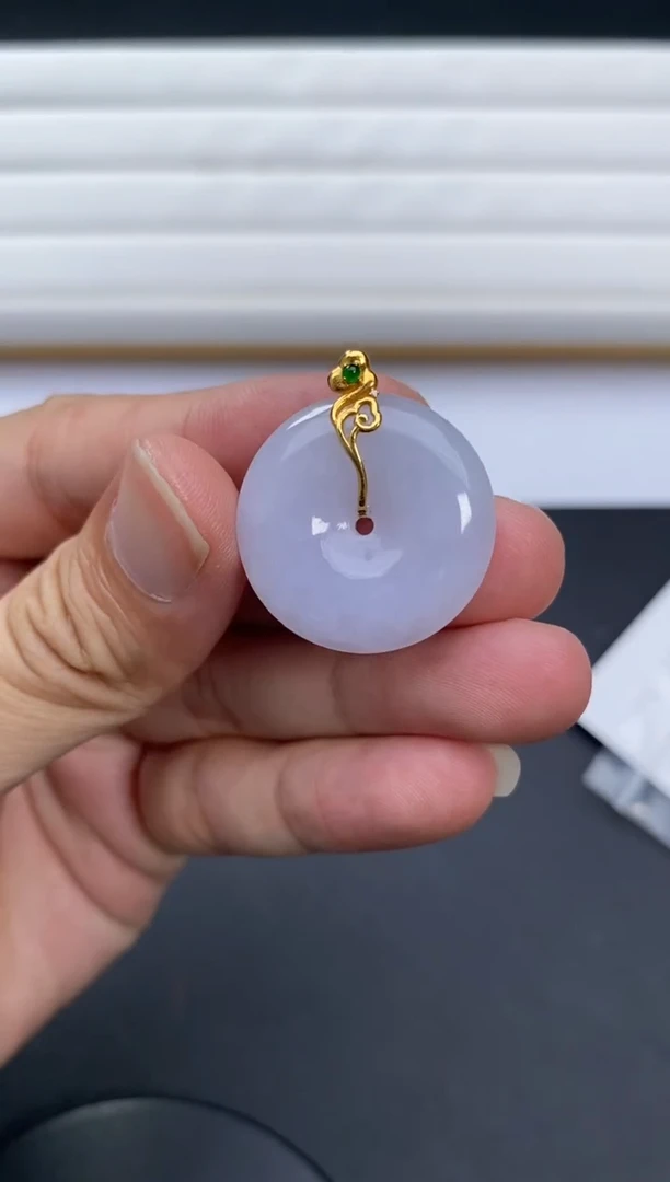 18K金镶嵌挂件翡翠48小时鉴赏期 退货不扣服务费