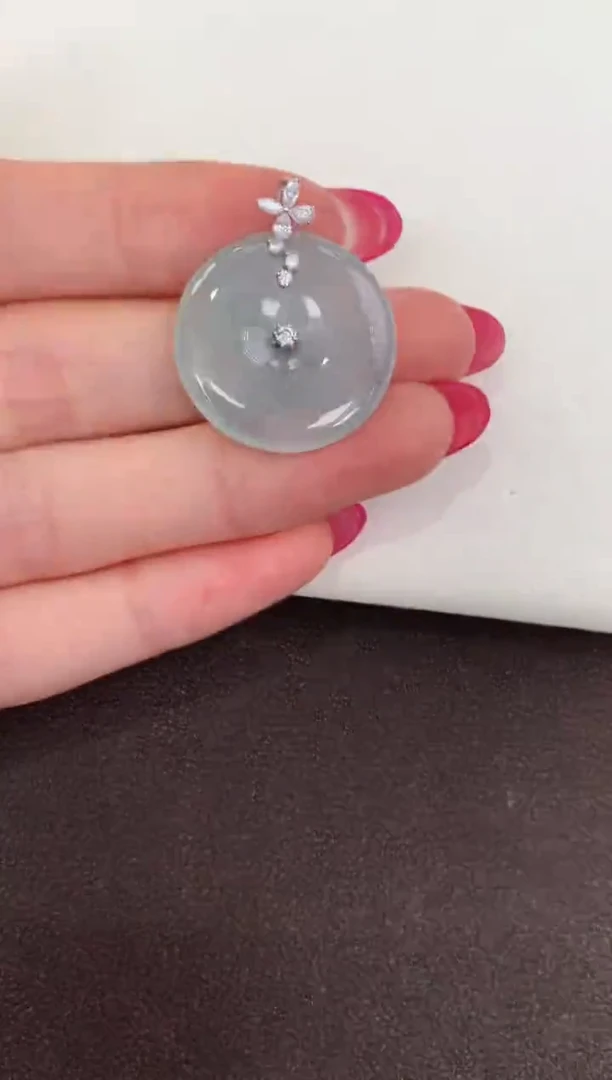 颈饰18K金镶嵌翡翠天然缅甸a货翡翠