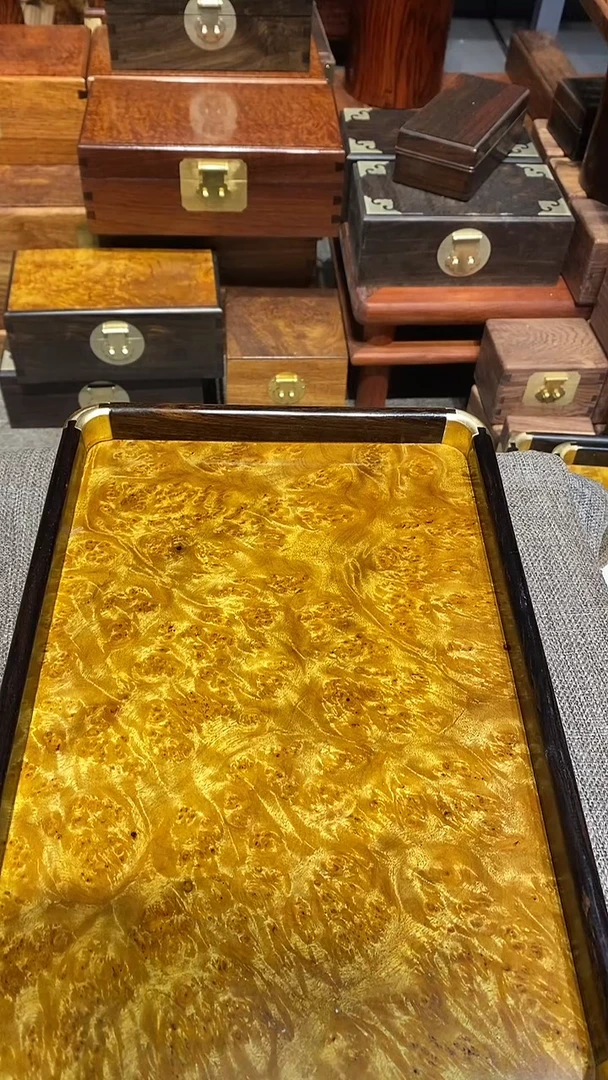 【闪购商品】香樟木木艺茶盘一个