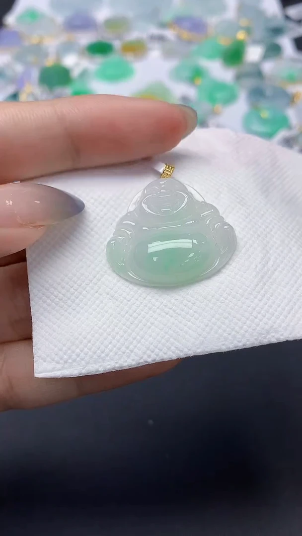 翡翠18K金镶嵌颈饰天然缅甸a货翡翠