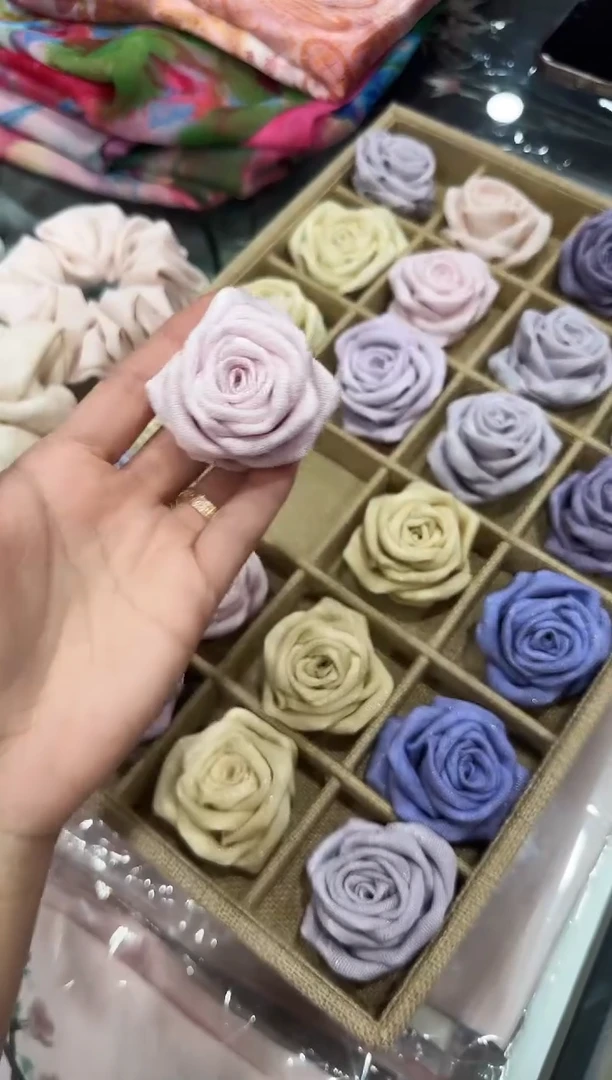 织绣空*杭罗粉色玫瑰花