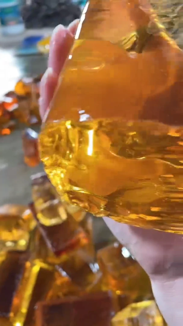 新疆托帕石原石摆件