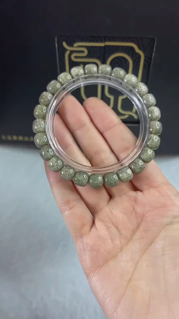 手串星月菩提小驼包9x8.c593