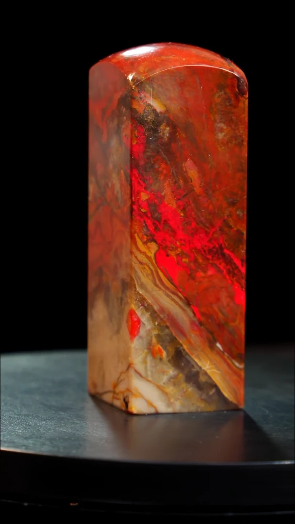 昌化石红田鸡血石稀少品种