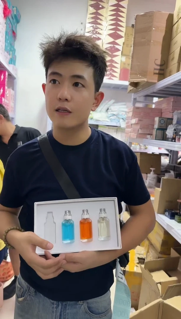 PVC王老四直播闪购商品看图下单