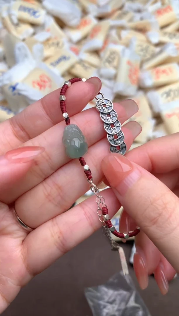 【闪购商品】翡翠手绳未镶嵌 —