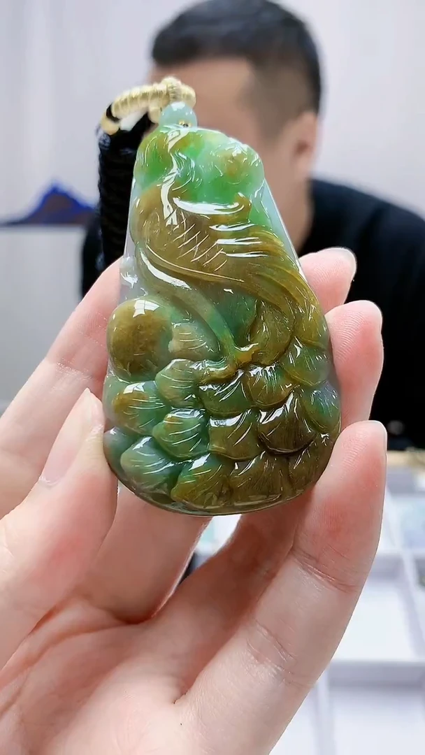 未镶嵌定制翡翠4898zm-毛货挂件125凤凰