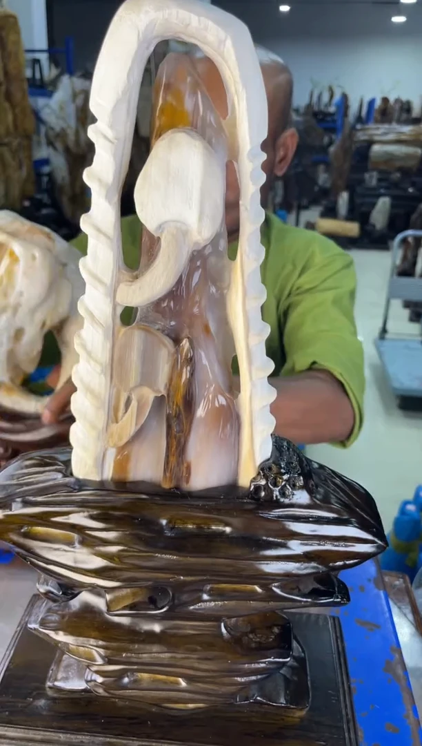 未镶嵌摆件硅化玉游**去62