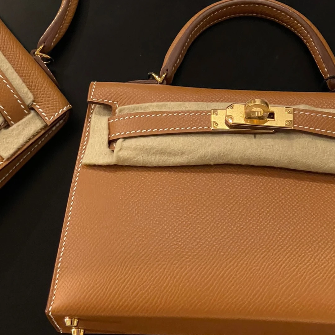 99新 Hermes/爱马仕  金棕金扣外缝线mini kelly二代单个