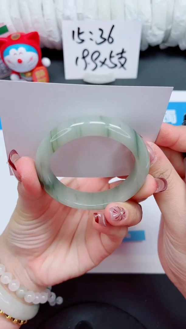 【闪购商品】石英质玉手镯未镶嵌13