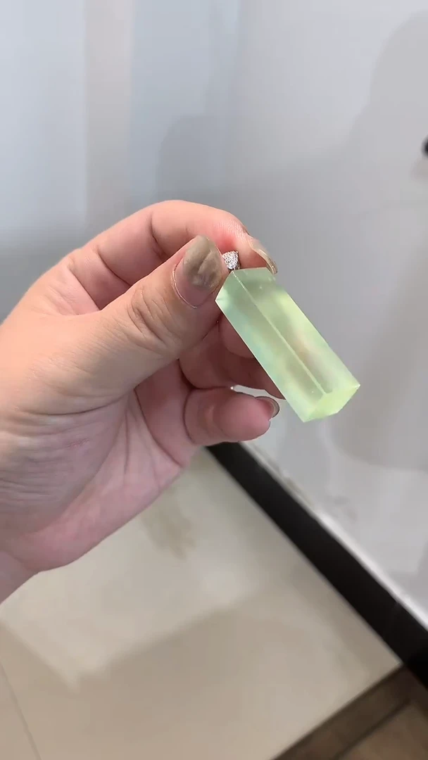 未镶嵌蛇纹石玉颈饰吊坠不带链子