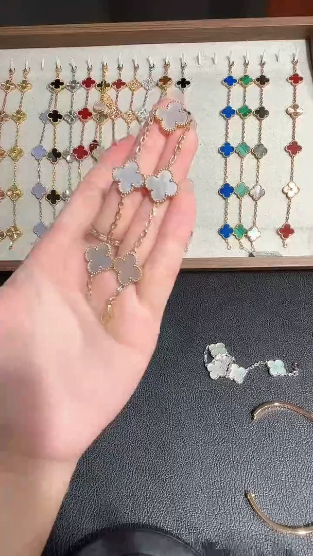 18K金镶嵌贝壳（贝母）手链白色五花手链GHJ