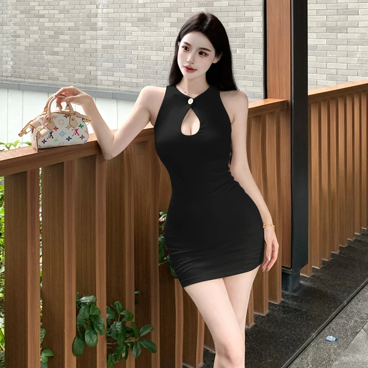 性感纯欲紧身显瘦挂脖背心连衣裙女夏季内搭镂空显胸无袖包臀短裙