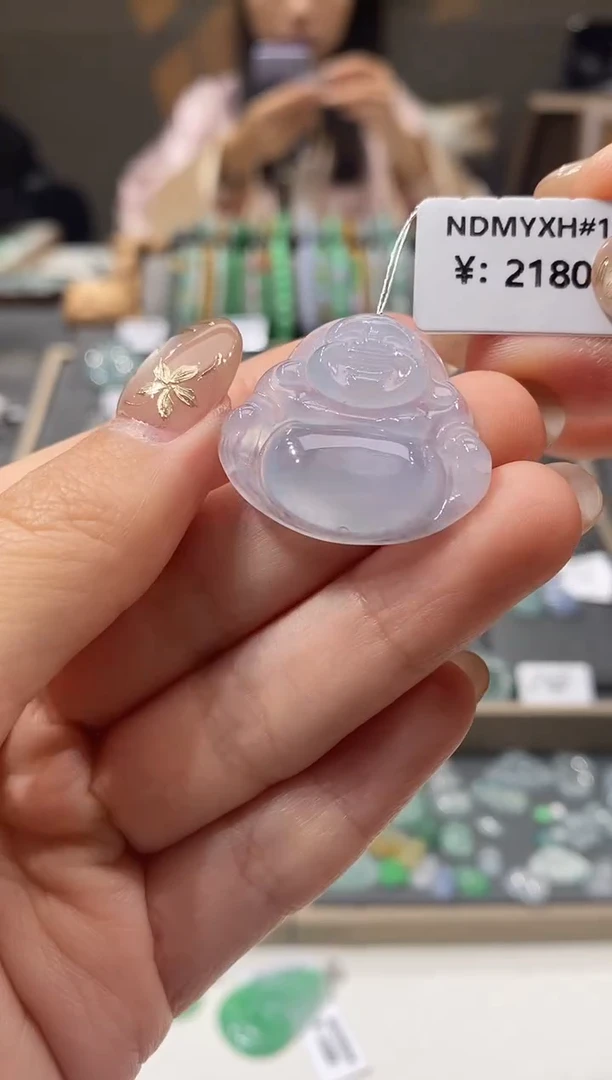 颈饰未镶嵌翡翠佛公