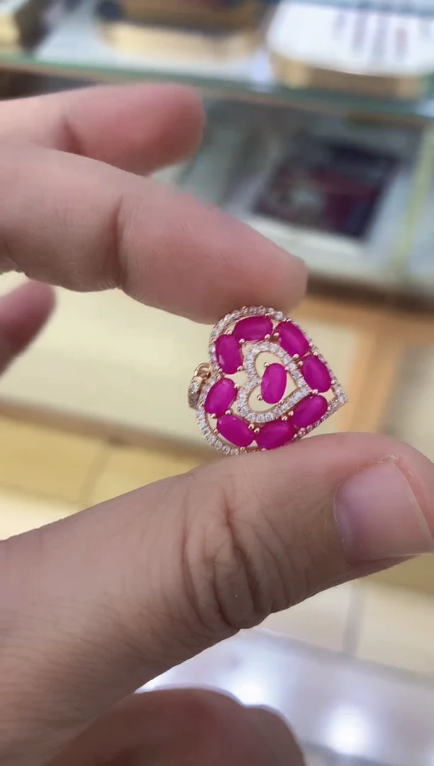 【闪购商品】红宝石颈饰银S925镶嵌........