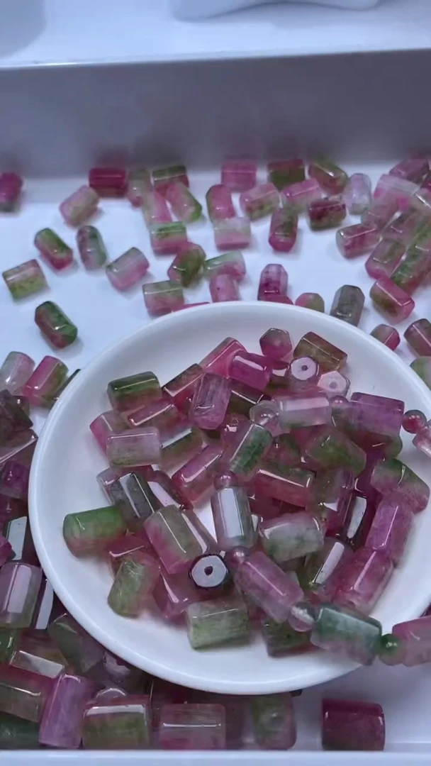 颈饰未镶嵌水晶W3018西瓜碧玺六棱柱13*8mm*4颗