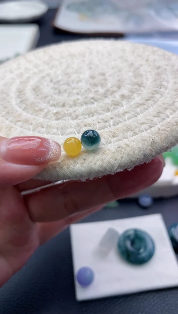 【闪购商品】定制翡翠未镶嵌珠子