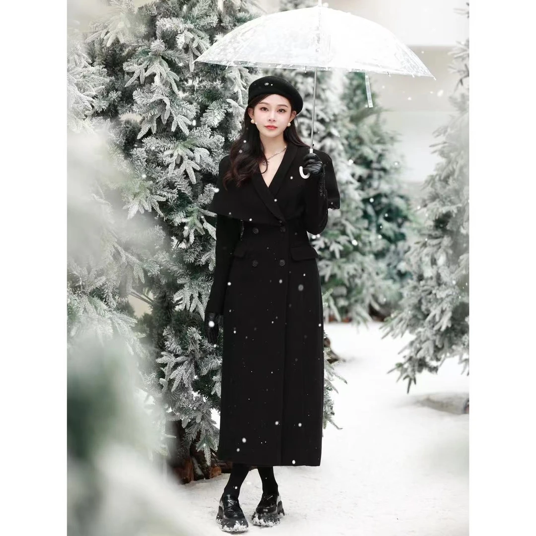 LZQ｜富家千金～可拆卸斗篷气质四粒扣黑色毛呢羽绒大衣XMZH2256