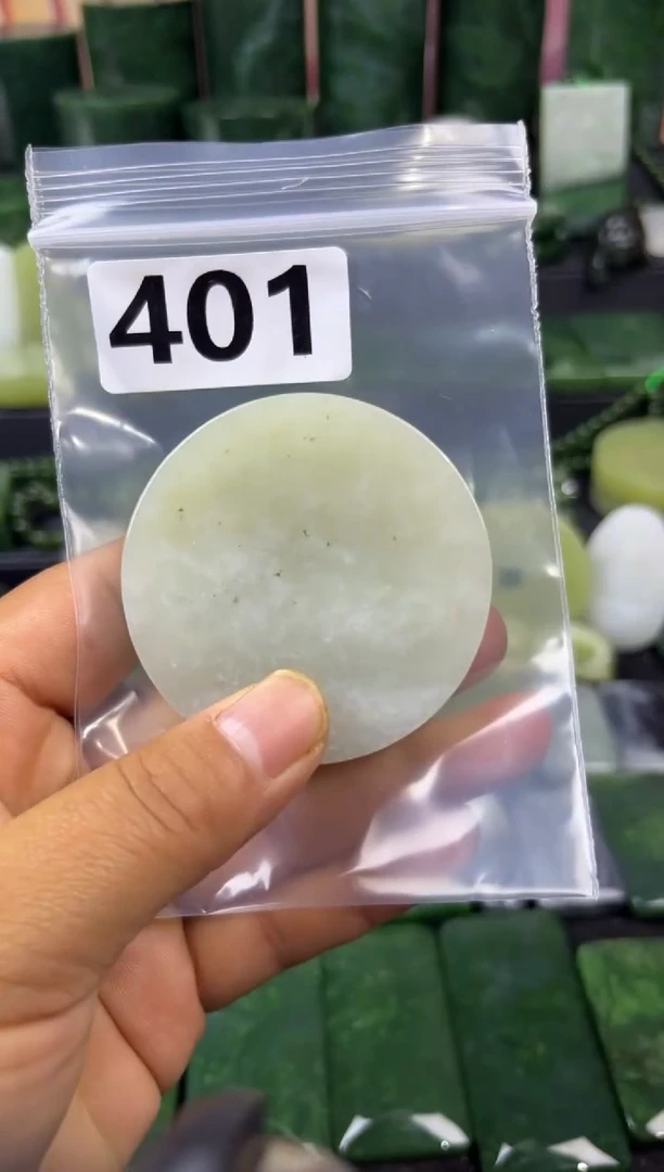 未镶嵌和田玉珠宝半成品镯芯