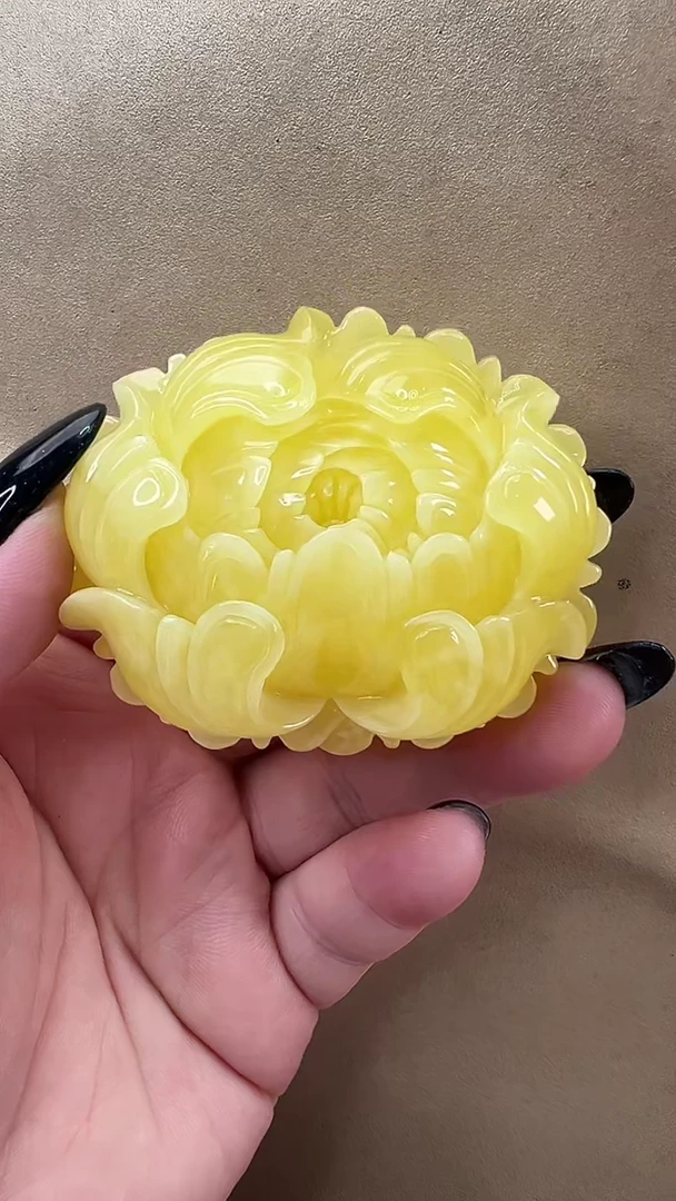 琥珀颈饰未镶嵌吊坠