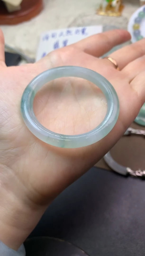 未镶嵌定制翡翠毛货