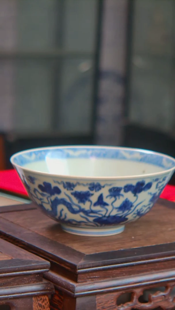 瓷央博文化交流瓷器青花碗龙纹