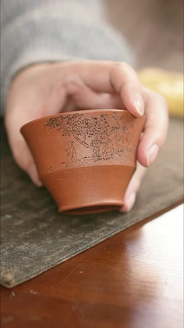 茶杯紫砂昱初山水主人杯