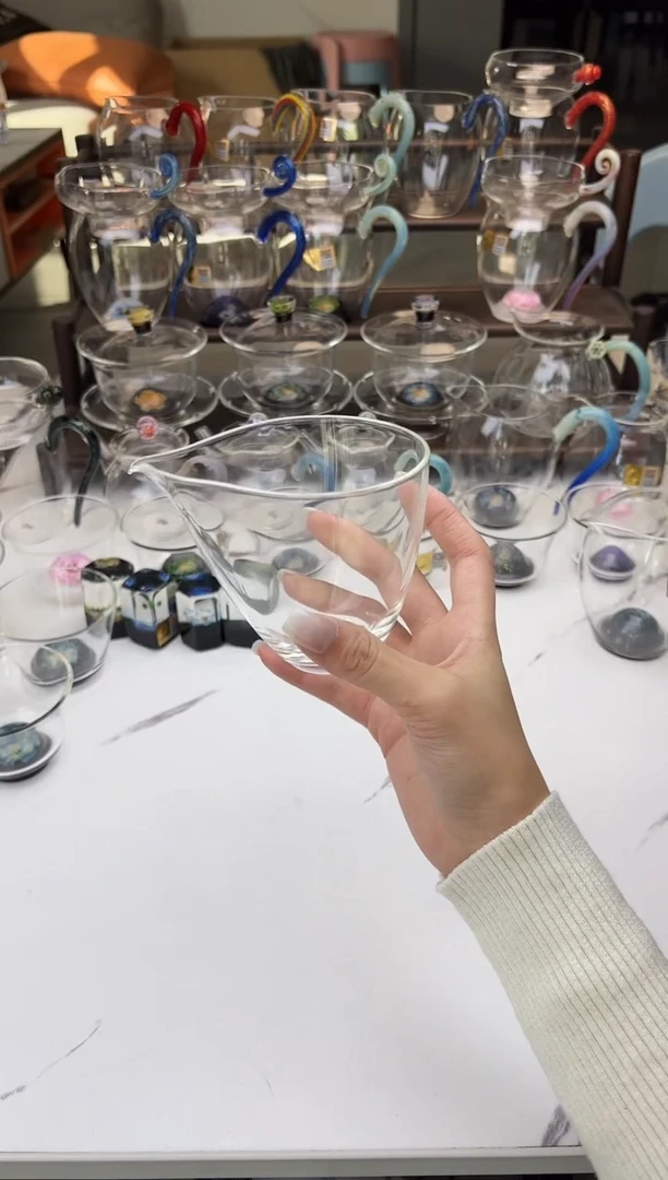 手工艺品玻璃禾器天泽普通盒