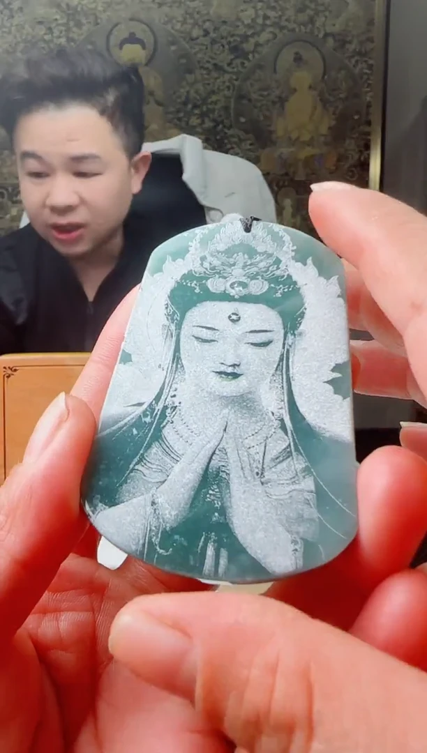 【闪购商品】翡翠颈饰未镶嵌多样性随机发其一