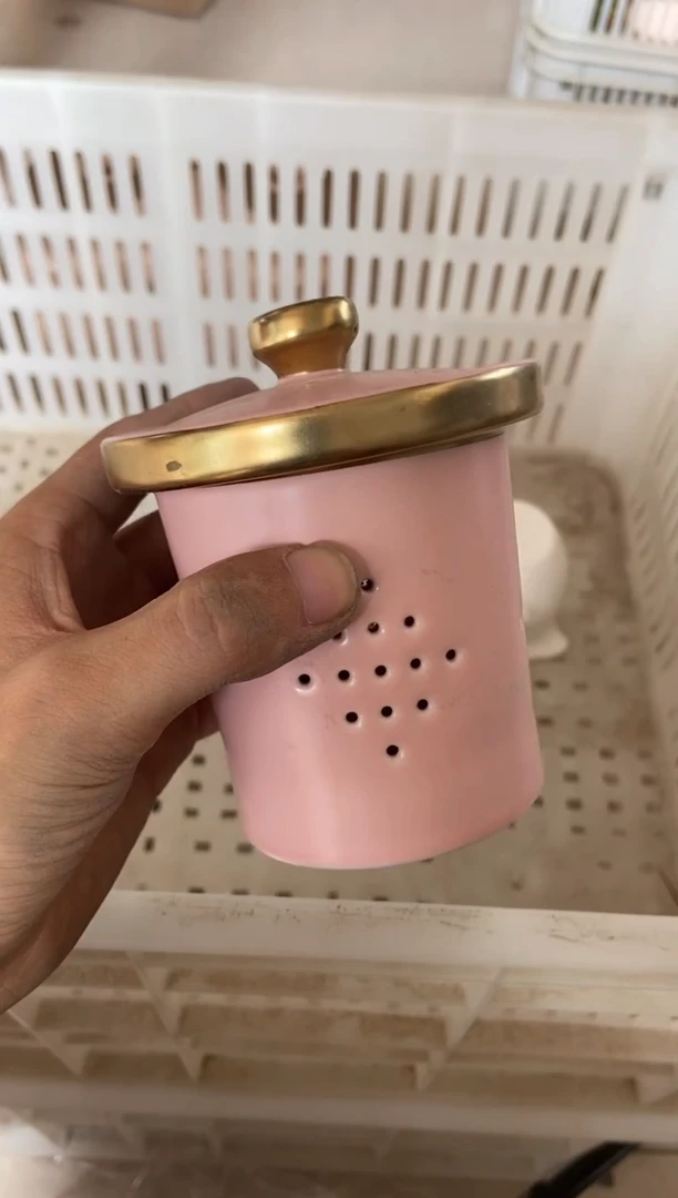 无运费险有瑕疵的摄影的产品有使用过的痕迹有点脏介意勿拍