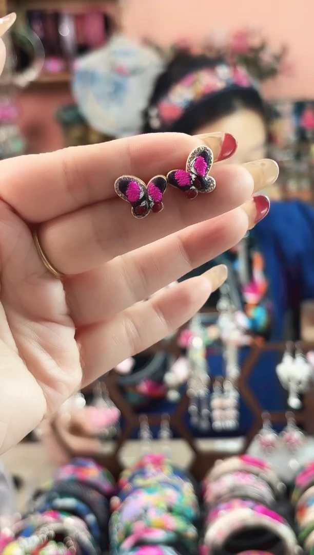 艺枝独绣手工饰品56