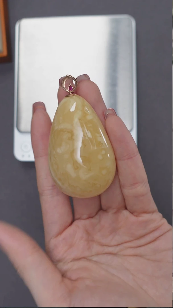 【闪购商品】琥珀颈饰未镶嵌蜜蜡水滴吊坠
