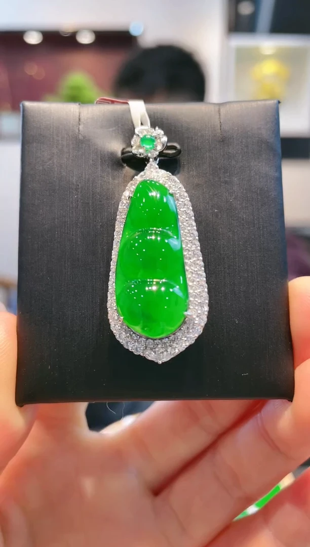 【闪购商品】翡翠颈饰银S925镶嵌A36天然A货翡翠吊坠（不含链）