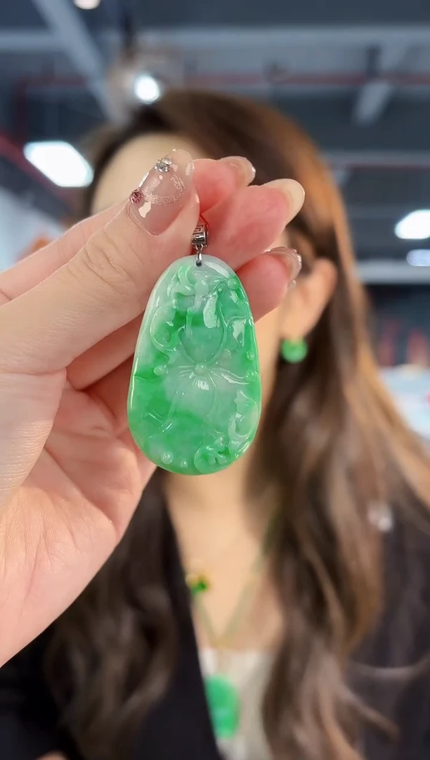 【闪购商品】翡翠颈饰18K金镶嵌缅料A货/支持复检/一件