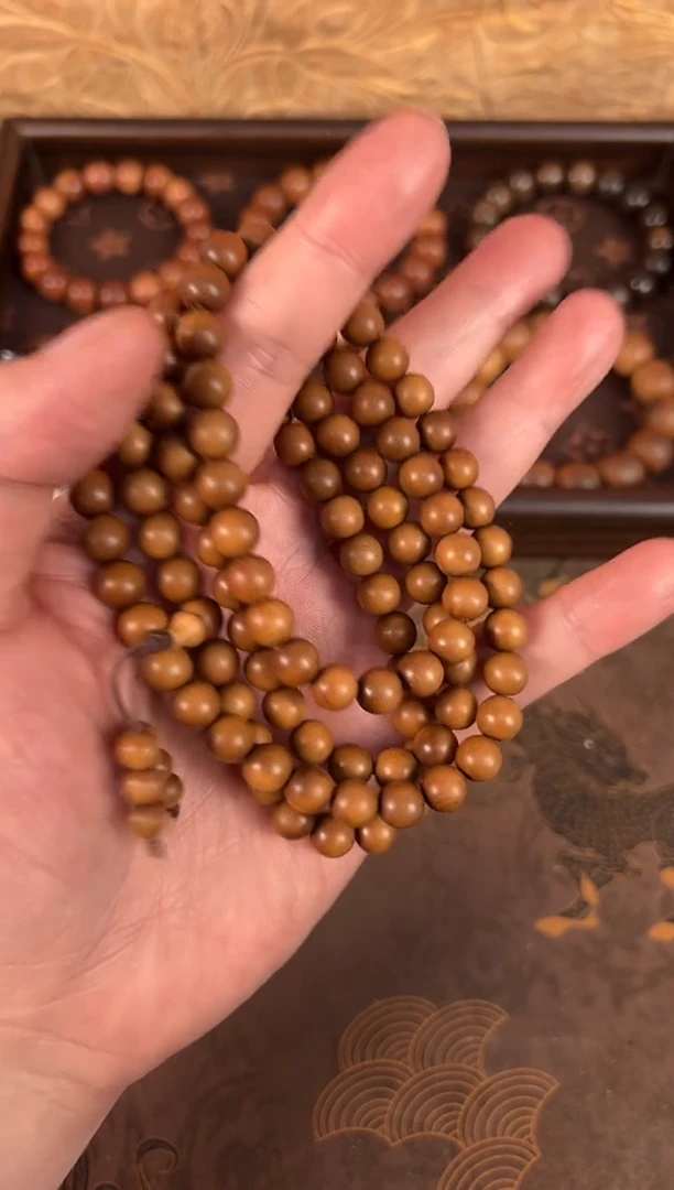 檀香木迈索尔正区老山檀横纹黑肉0.8X108