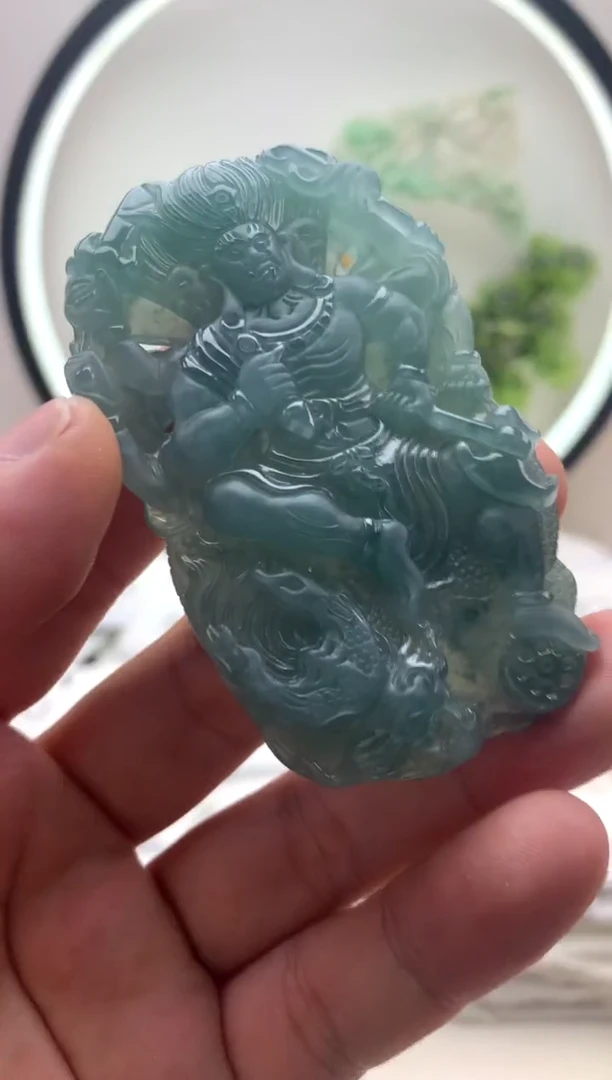 颈饰未镶嵌翡翠不动明王